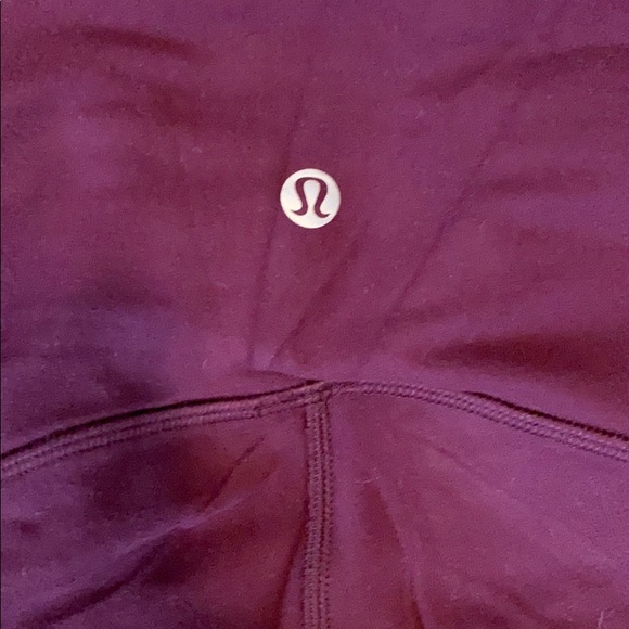 Lululemon burgundy leggings - Picture 4 of 8